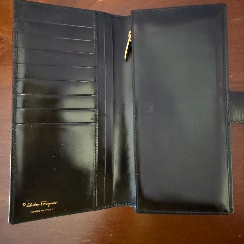 Salvatore Ferragamo Long Black Wallet - Picture 5 of 8